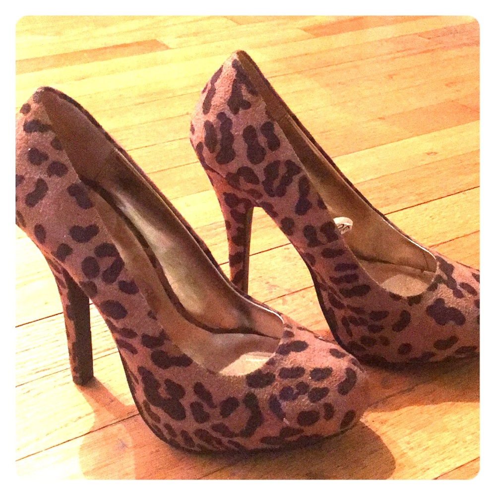Leopard heels